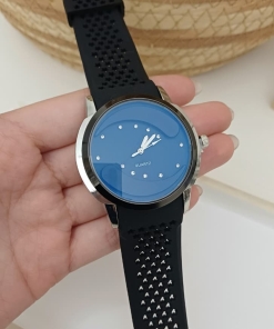 RELOJ 1018