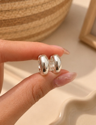ARGOLLA AB 2062