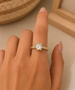 Anillo br dorado (talle 17/ 18) DK233