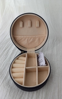 EXHIBIDOR REDONDO NEGRO 10037